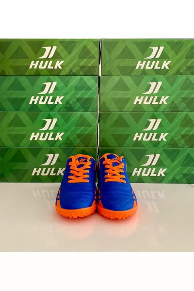 أحذية أستروتيرف