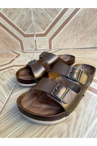 المرأة العظام عارضة النعال الأسود عارضة عطلة شاطئ البحر النعال مع مشبك أنيق