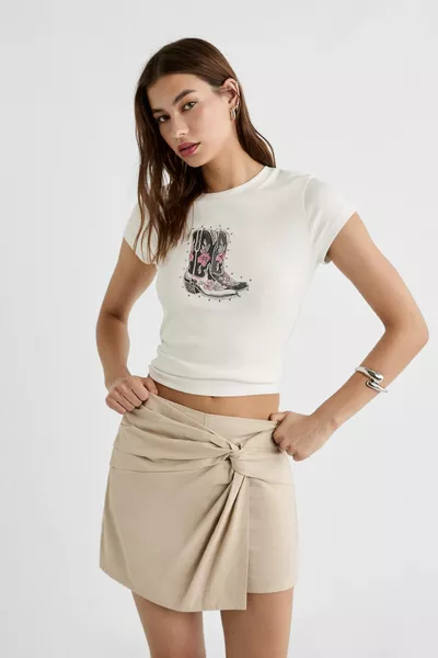 Korte rok van linnenmix met bandjes aan de zijkant