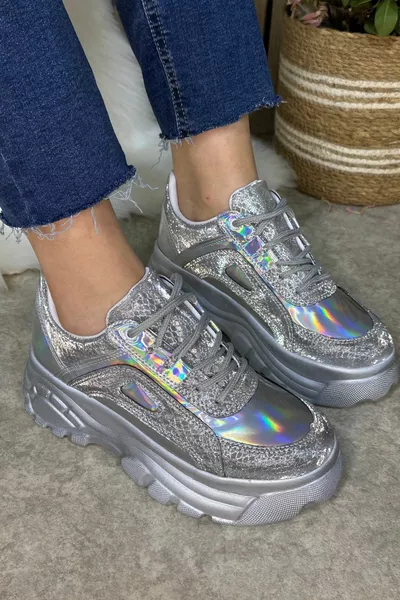 سنيكرز نسائي كاجوال بكعب سميك عالي 6 سم سنيكرز 