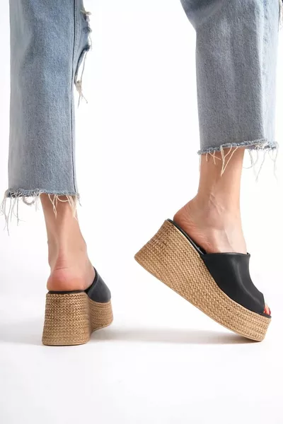 Darin Black Matte Leather Padded Heels Women's Slippers