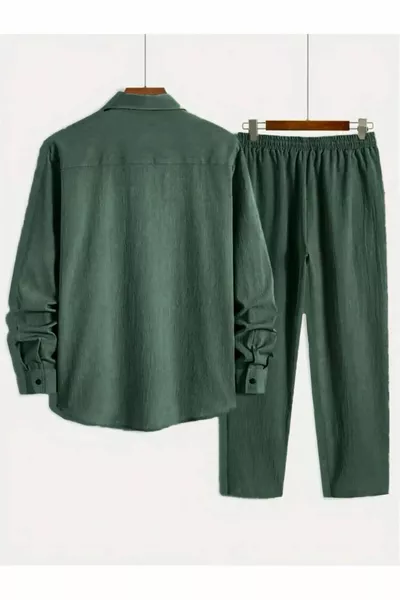 قميص رجالي طويل الأكمام بني وسروال وتيشيرت رياضي مخملي