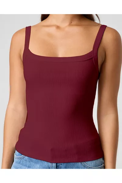 Canottiera a coste a spalline sottili NOVELLE