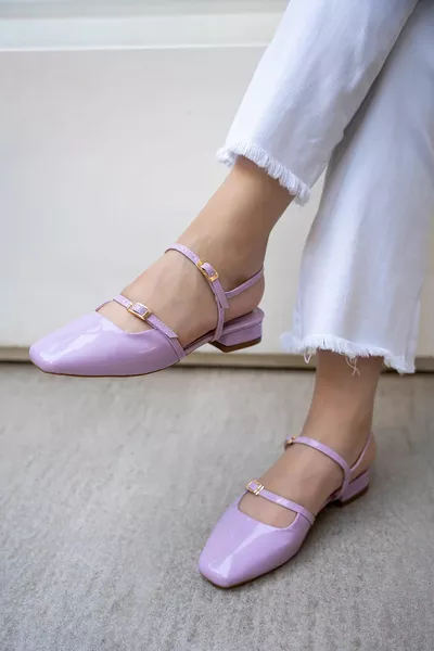 ميرا أرجواني مزدوج مشبك حزام المرأة عارضة الباليه الشقق