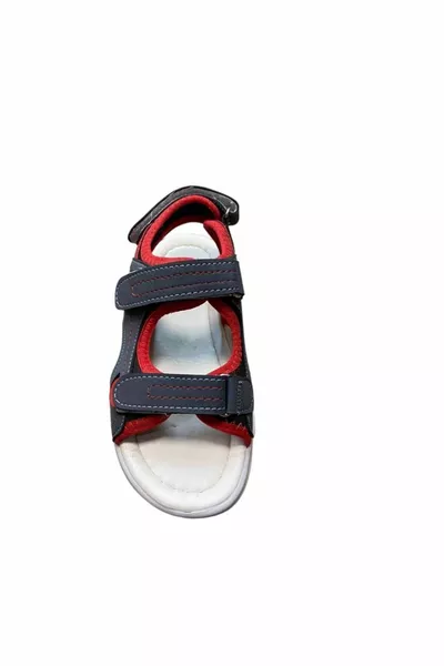 صنادل صيفية للأولاد