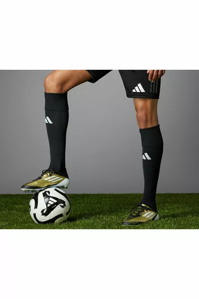  النخبة Fg ميسي كرة القدم للرجال أحذية كرة القدم الأرضية الصلبة  الملونة