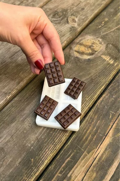 قالب شموع سيليكون بأربعة أشكال للشوكولاتة