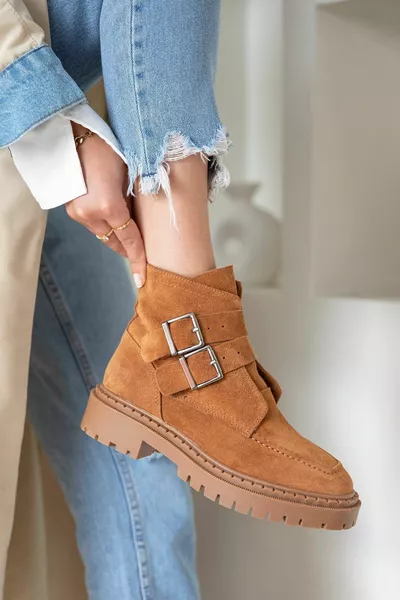 Soft Women's Buckle Detail Genuine Suede Leather Postal Boots Tan