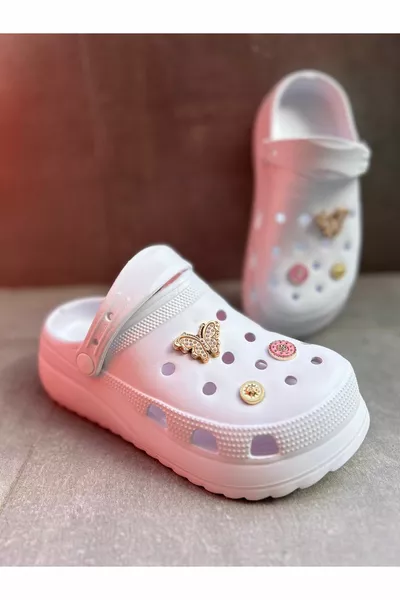 Babouches avec pierres