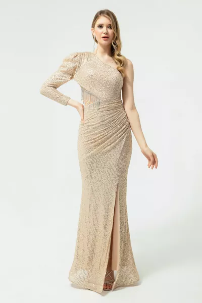 المرأة البيج كم واحد الترتر والحجر مساء اللباس الطويل