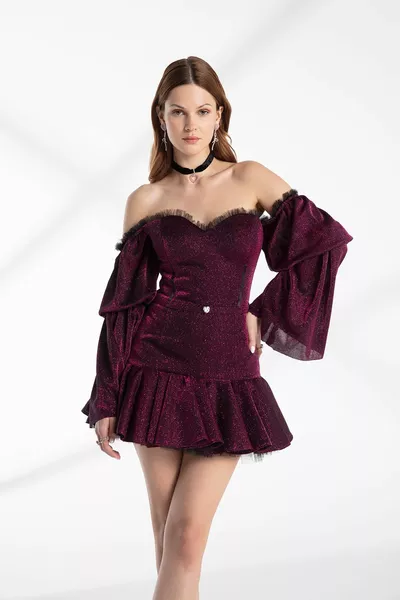 Розовое платье на день рождения