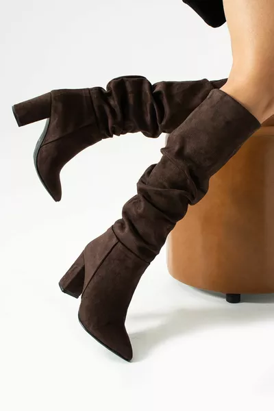 Jagoda Coffee Suede Bellows Женские сапоги на каблуке Deyat