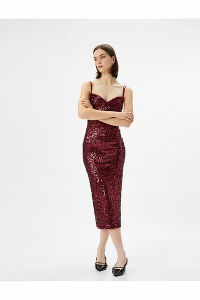 Paillettenkleid Midi-Länge Doppelriemen Herzkragen Schlitz Detail