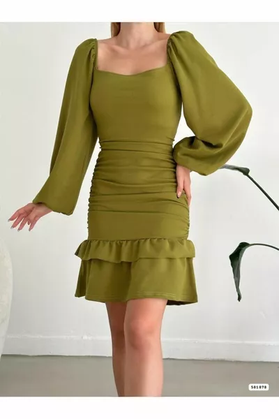 Квадратно деколте балон ръкав драпирани пола разрошени мини вечерна рокля