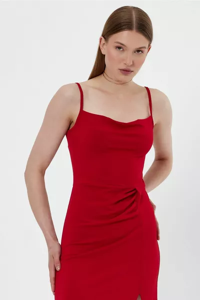 فستان سهرة أحمر عميق خطوبة ، مناسبات خاصة