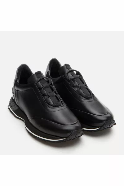 حذاء رجالي أسود