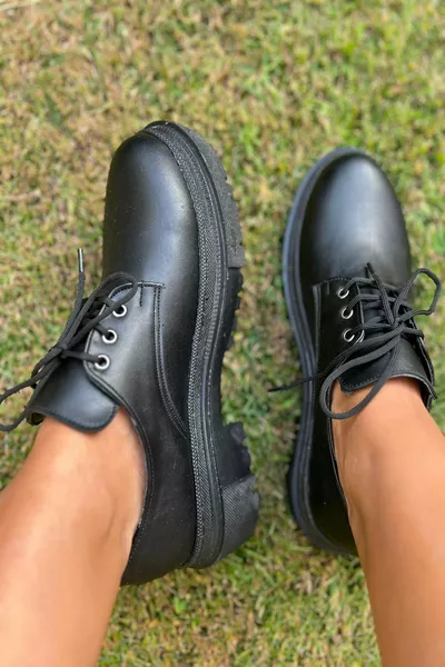 أحذية نسائية