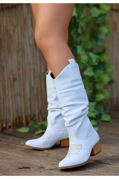 Cayla Stivali con tacco in pelle bianca