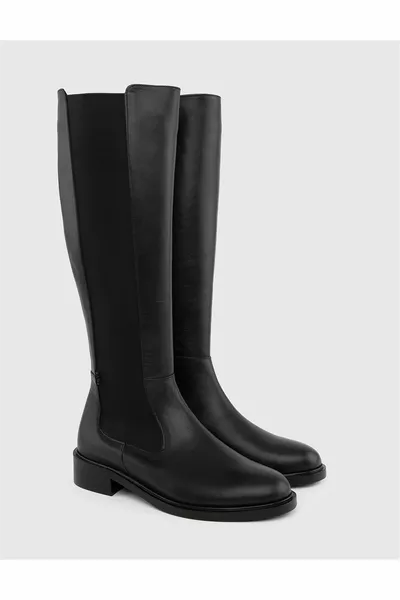 Nitra Schwarze Damenstiefel aus echtem Leder