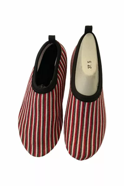 Chaussures de mer épaisses à fond antidérapant à motifs de bâton