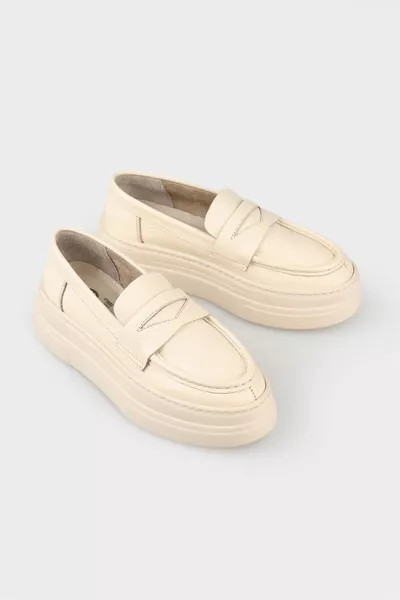 Damen-Loafer aus ecrufarbenem Leder