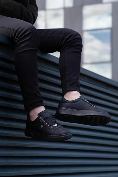  أسود اللون أسود نعل أحذية رجالية كاجوال