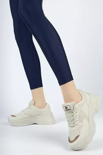 أحذية رياضية نسائية عارضة أربطة خفيفة سميكة عالية النعل المشي لمسافات طويلة أحذية رياضية تنفس  