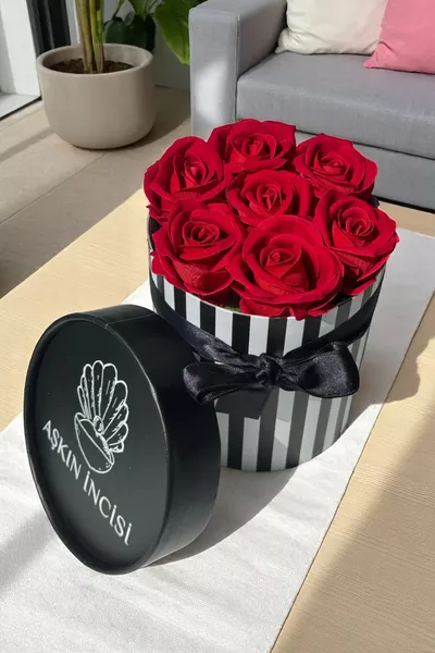 Gift Flowers Special Gift for a Loved One Rose Box Red Birthday Basket for Girlfriend, Lover, Mother
