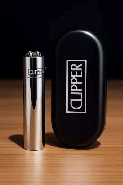 Именная металлическая зажигалка серебристого цвета