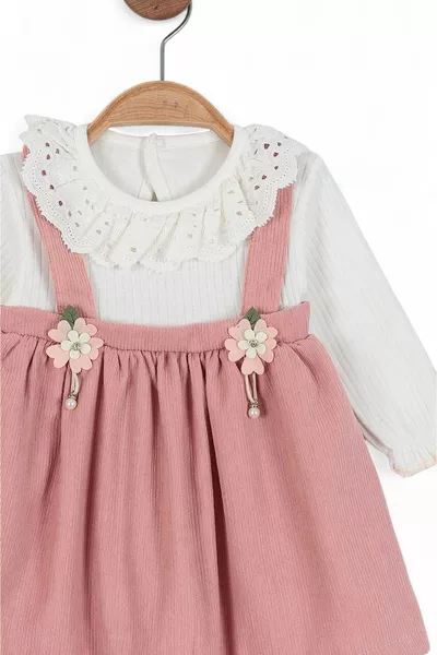 فستان عيد ميلاد للفتيات الرضيعات بتفاصيل دانتيل موسمي وملمس مضلع