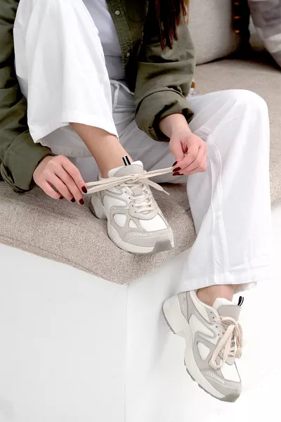 Kadın Sneaker Kalın Taban Bağcıklı File Detaylı Spor Ayakkabı Yuvez Bej