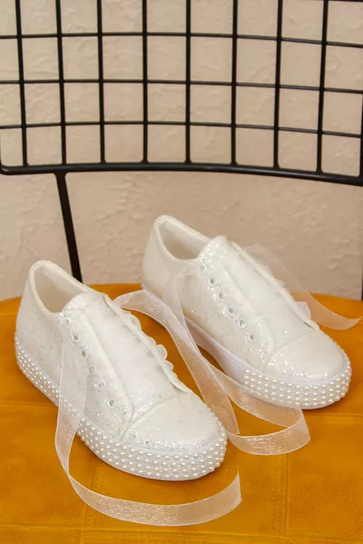 Low Heel Simple Model Pearl Evening Bridal Shoes