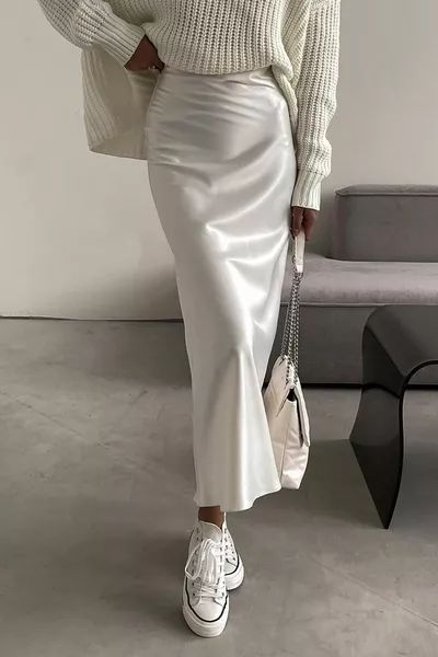 جنون الفتيات تنورة الساتان الأبيض 