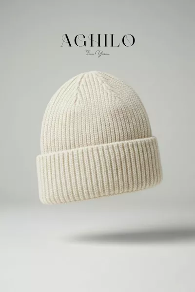 قبعة شتوية محبوكة من الصوف للجنسين – أبيض مائل للكسر