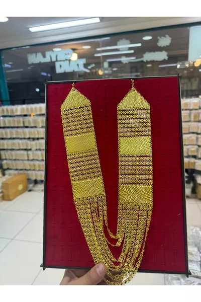 Niba_gold Vergoldete 8-reihige Madonna-Kette