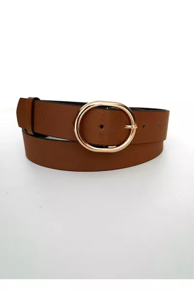 حزام نسائي مع إبزيم ذهبي من تيبا