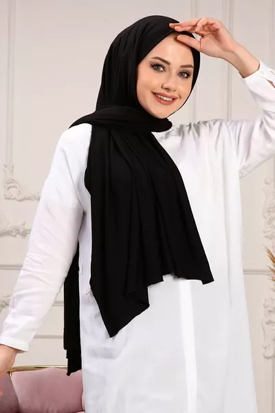 وشاح باموك كاز باللون الأسود