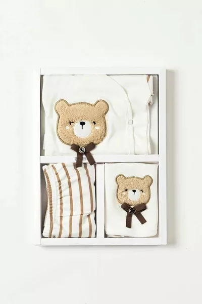 Гибкий (С коробкой) Комплект новорожденного с вышивкой и медвежонком, % хлопок, 5 предметов, для выписки из роддома