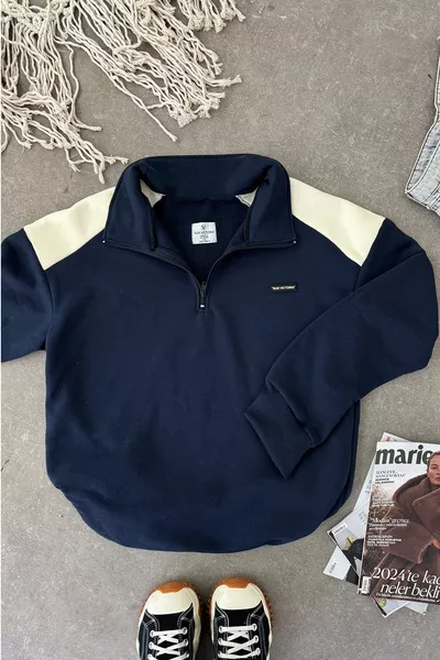 سويتشيرت فضفاض برقبة عالية للجنسين باللون الأزرق الداكن، منسوج بخيط ثلاثي مبطن