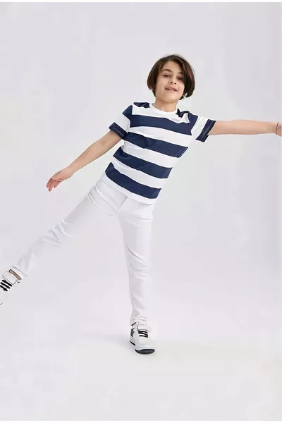 بنطال أولاد من الليكرا  أبريل  أكتوبر