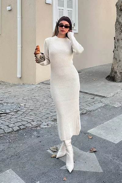 Abito Midi Donna Beige Bria con Collo a Giro e Maglione Spesso