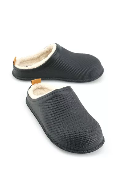 شبشب نسائي شتوي مبطن للمنزل والحديقة مناسب للأرضيات المبتلة