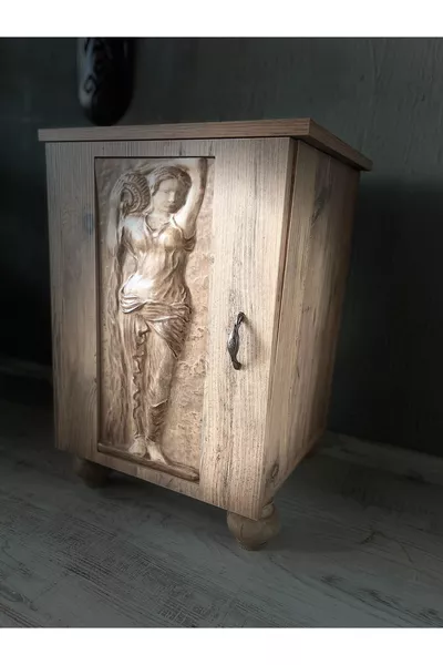 “Roma's Stille Meisje Nachtkastje Kast speciaal ontwerp beperkte oplage