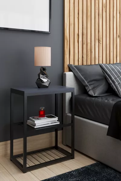 Нощно шкафче с метални крака и декоративна телена полица