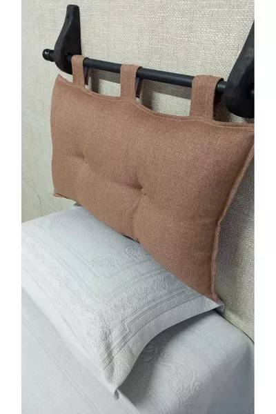 Bettgestell mit Kopfteil