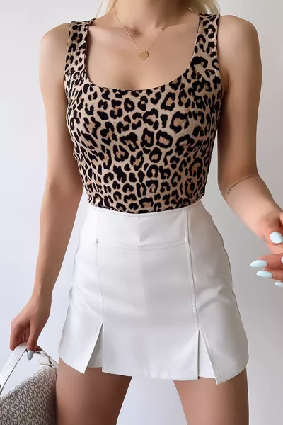 Blusa Donna Manica Zero Luxury Beige Fantasia Leopardo con Davanti a Doppio Strato in Viscosa