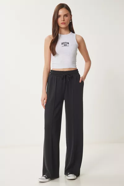 بنطال رياضي واسع الأرجل من المودال باللون الأسود 