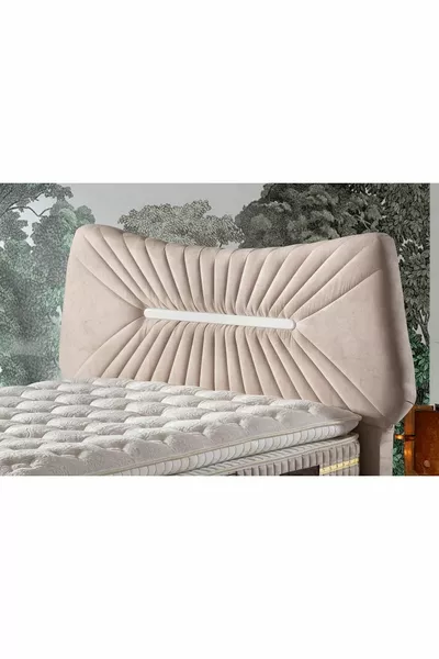 سرير مزدوج بقياس سم بقالب بيلا كريمي