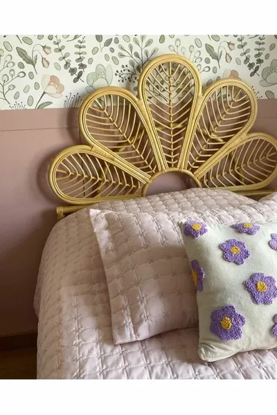 رأس سرير فردي من الخيزران