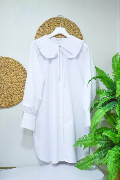 Damenhemd mit Rüschen mit Kragen